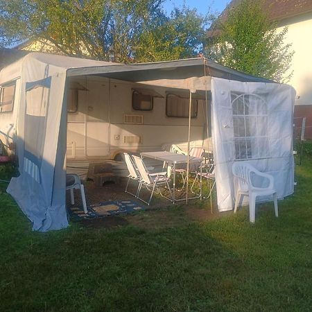 Rimbach  Wildcamp Resort Masseria La Murgia Unterkunft In Einem Wohnwagen מראה חיצוני תמונה